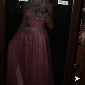 a pink strapless prom dress